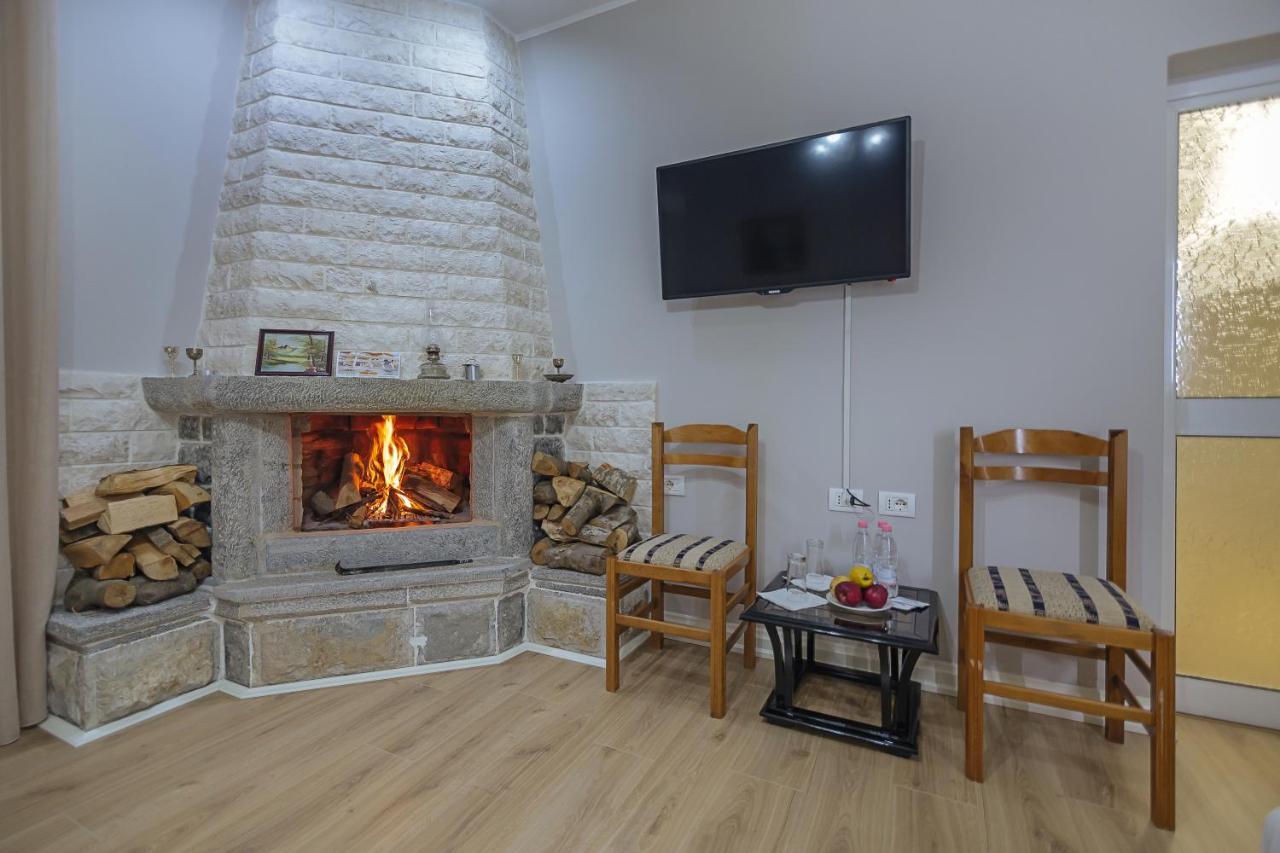 Vila 1 Korce Exterior photo