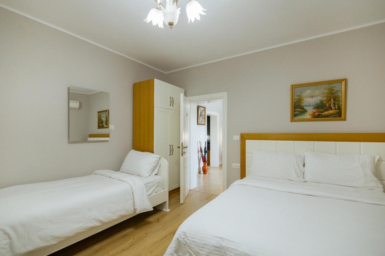 Vila 1 Korce Exterior photo